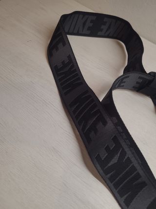 Riñonera Nike Negra
