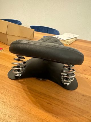 Asiento muelles Harley Davidson negro