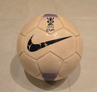 Balón Final Uefa Europa League 2005. EN SEVILLA