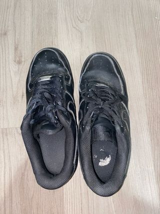Nike Air Force 1 Negras