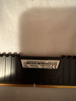 2x 4GB DDR4-2133 Vengeance LPX Corsair
