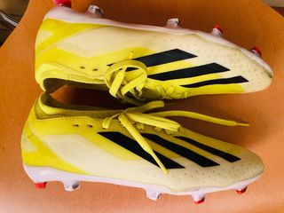 Botas de fútbol Adidas infantiles T36