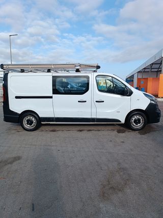 Opel Vivaro 2016