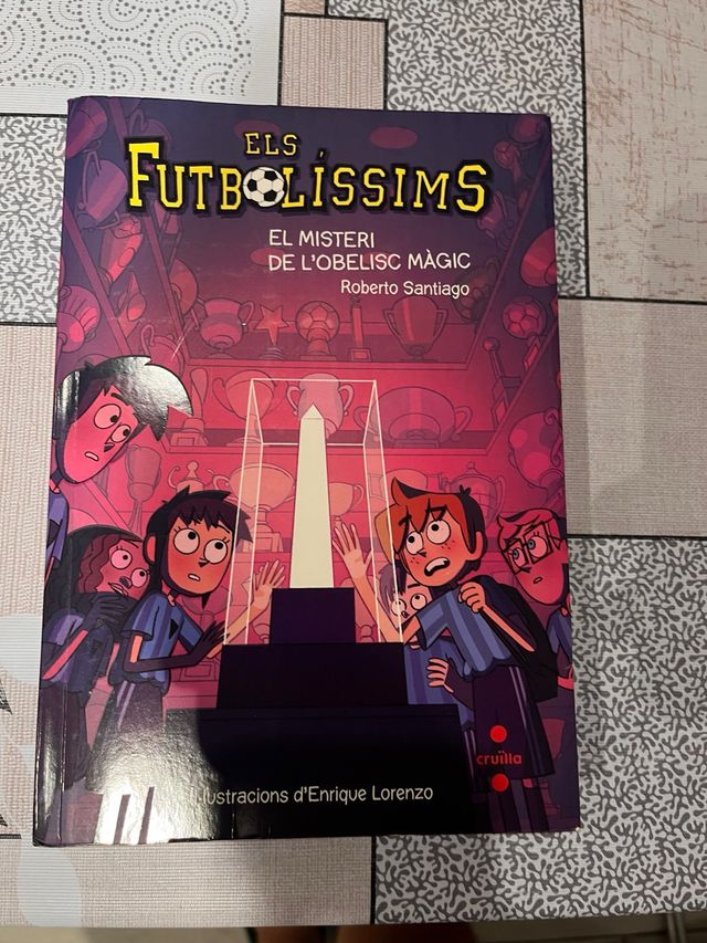 Els Futbolíssims 12: El misteri de l'obelisc màgic