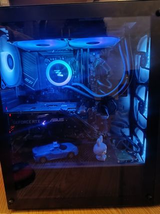 PC Gamer MSI con luces LED, Negociable