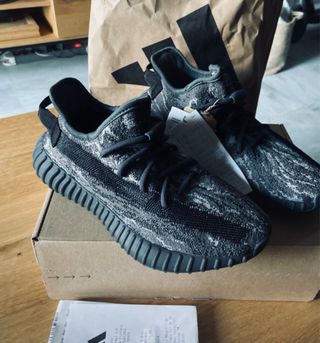 Adidas Yeezy Boost 350 V2 Zebra