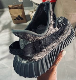 Adidas Yeezy Boost 350 V2 Zebra