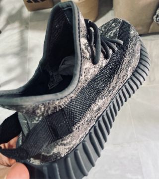 Adidas Yeezy Boost 350 V2 Zebra