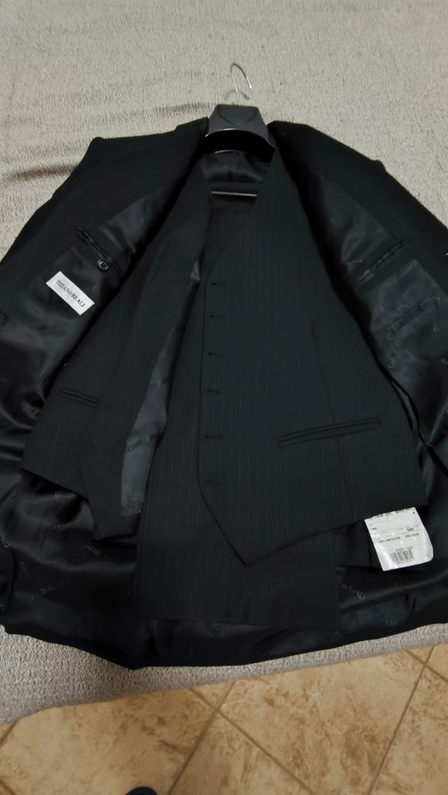 Abito uomo TIZIANO REALI nero gessato