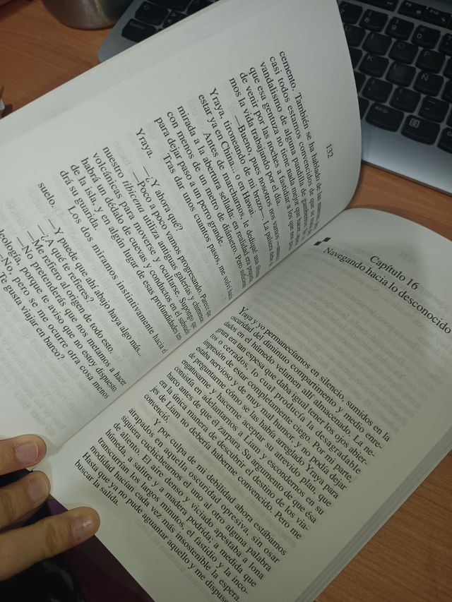 Libro lectura La sima del Diablo.