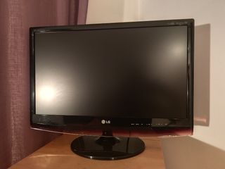 Televisor LG FLATRON M2362D-PZ 23"