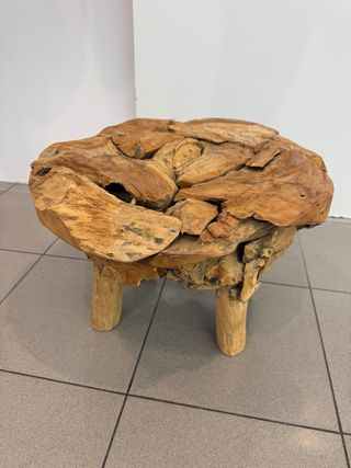 Tavolo in legno di teak naturale