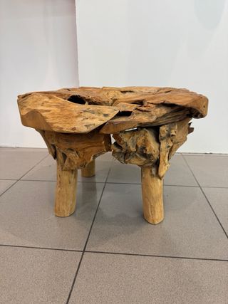 Tavolo in legno di teak naturale