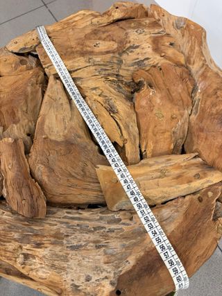 Tavolo in legno di teak naturale