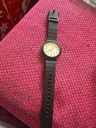 Reloj Casio Negro y Beige