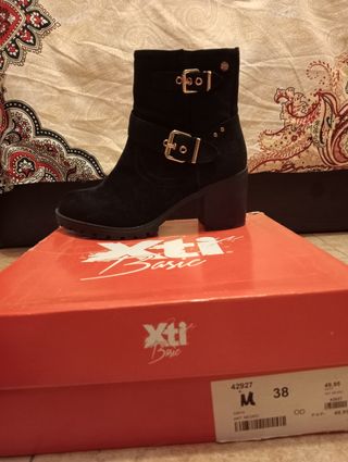 Botines Xti Basic Negros Talla 38