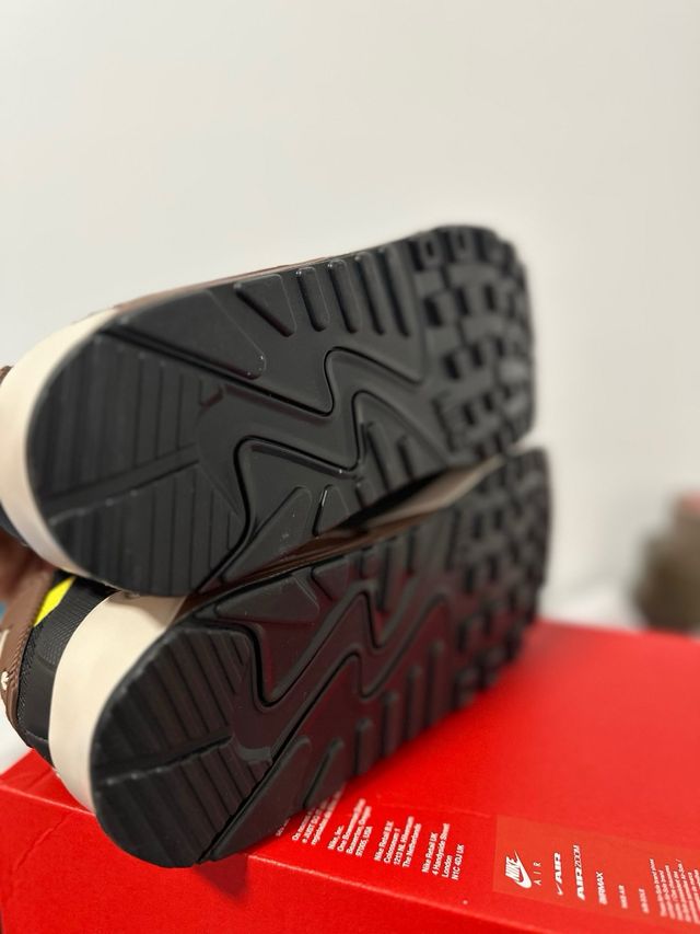 Nike Air Max 90 Drift