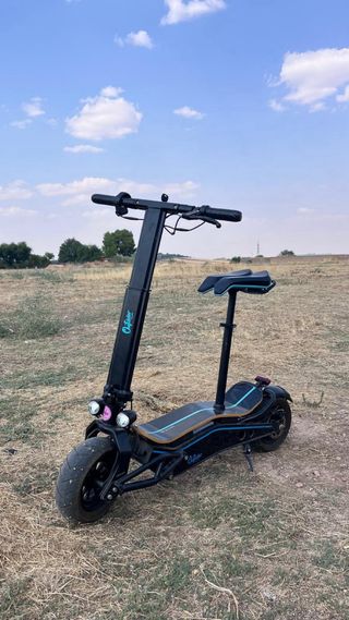 Patinete eléctrico con asiento