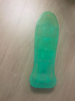 Skate transparente verde