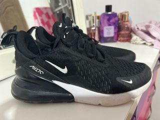 Zapatillas Nike Air Max 270 Negras Blancas