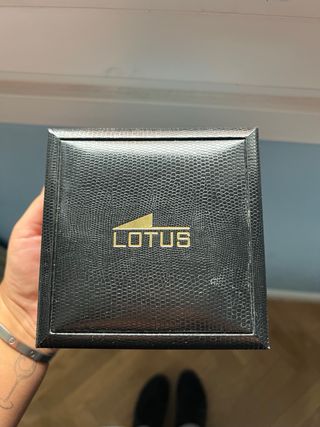Reloj Lotus Mujer  Plateado