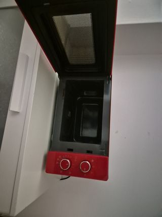Microondas Mandine Rojo