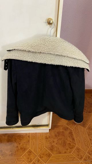 Cazadora Negra con Borrego Talla S
