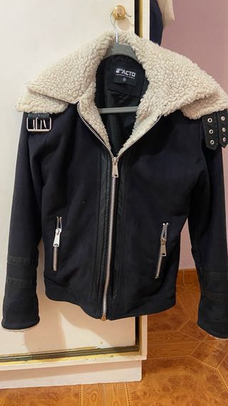 Cazadora Negra con Borrego Talla S