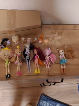 Muñecas Enchantimals y animales