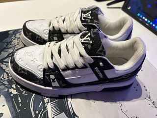 Zapatos Louis Vuitton Air Force Blanco y Negro