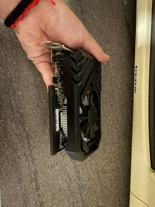 GeForce GTX 1650 OC 4GB. Precio negociable.