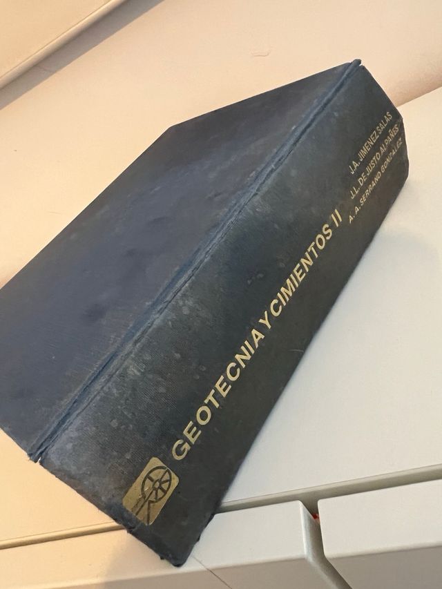 Geotecnia y Cimientos II -Mecanica del Suelo Rocas