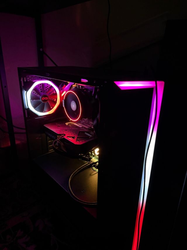 PC Gaming 5060 Ti 16 GB