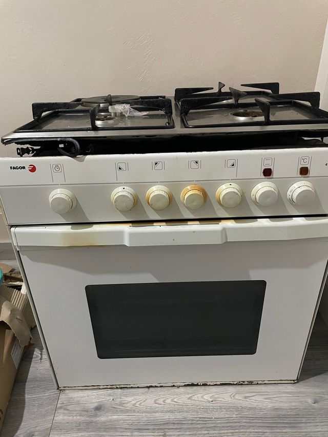 Cocina Fagor Gas y Eléctrica