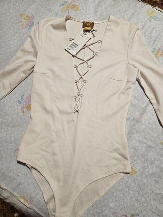 Body H&M color beige