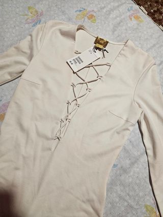 Body H&M color beige
