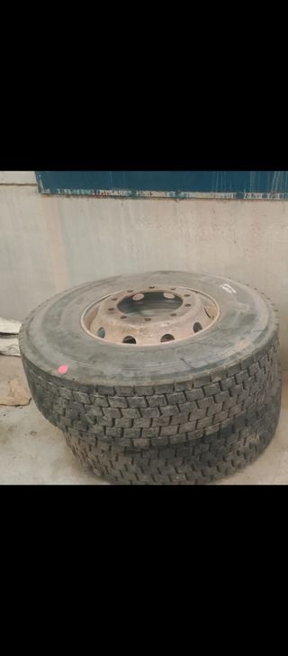 6 Ruedas 315/80R22.5