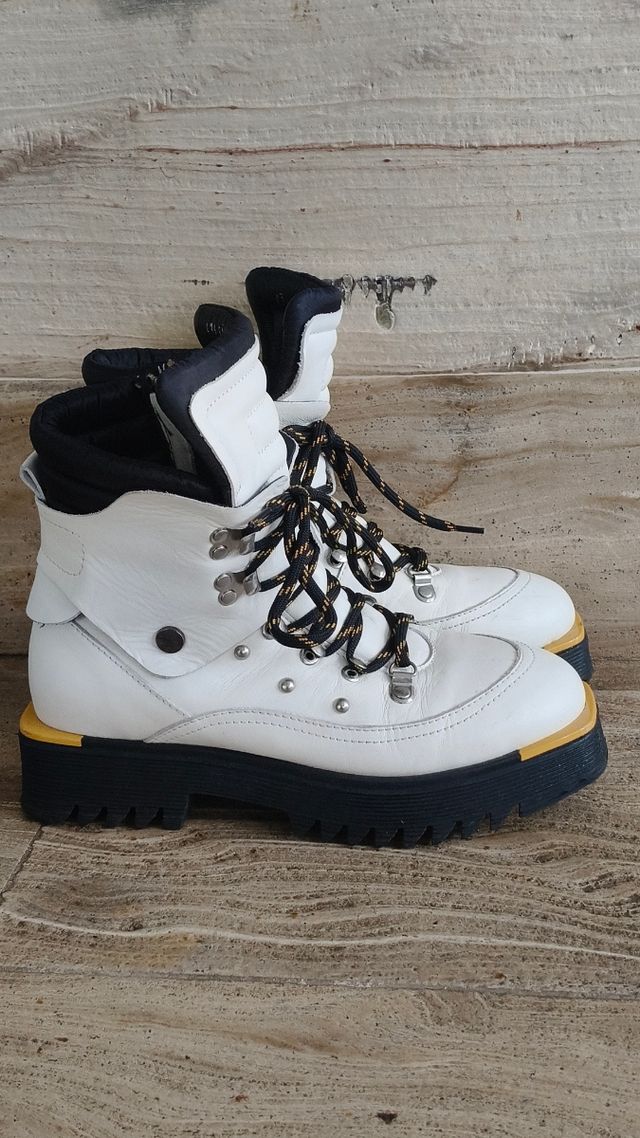 Botas Atelier blancas cuero, talla 38