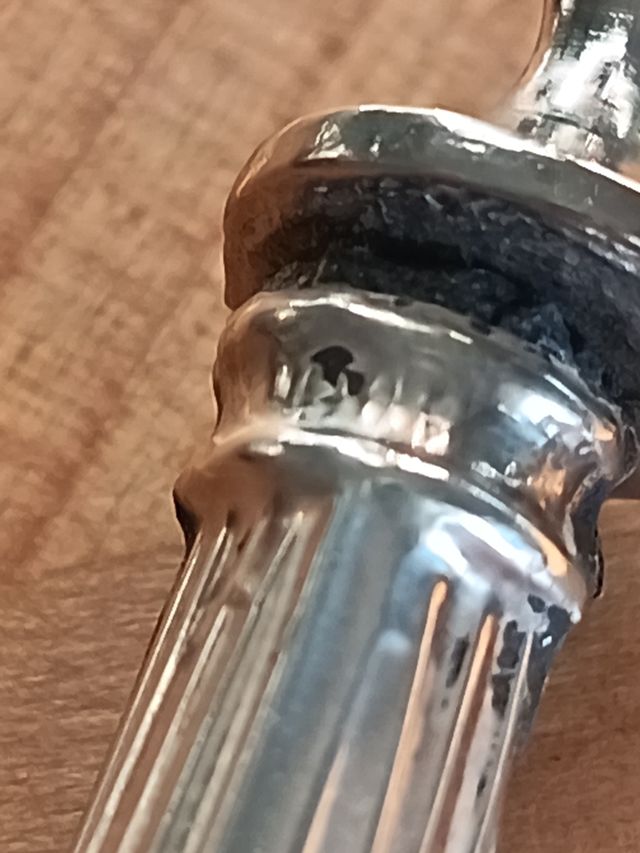 Antico Cucchiaio per salsiera in lamina arg. 800