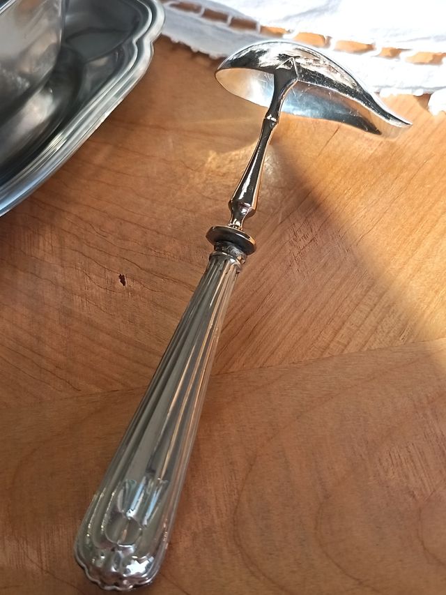 Antico Cucchiaio per salsiera in lamina arg. 800