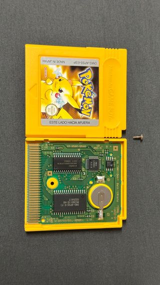 Pack Pokemon Amarillo y Pokemon Rojo + 10 Fundas
