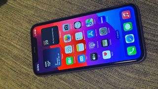 iPhone 11 Morado
