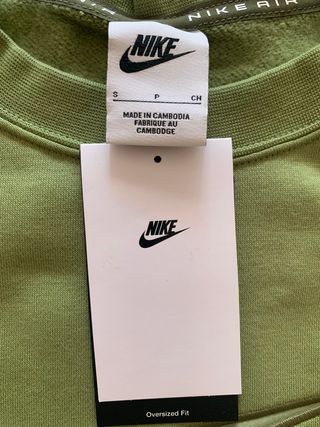 Crewneck Nike vintage bordado verde (T. S)
