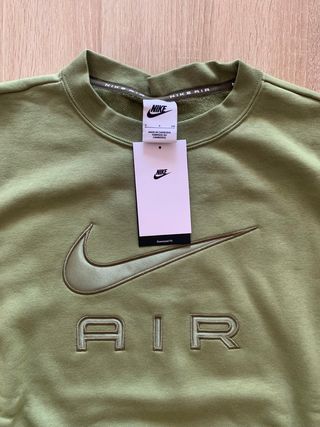 Crewneck Nike vintage bordado verde (T. S)