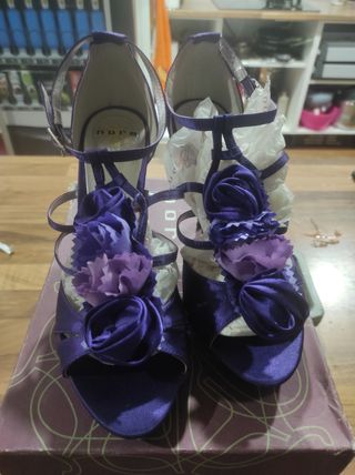 Zapatos de fiesta morados Nora
