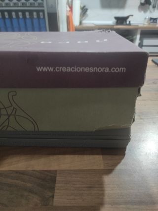 Zapatos de fiesta morados Nora