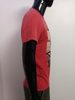 Camiseta Guess Roja Estampada