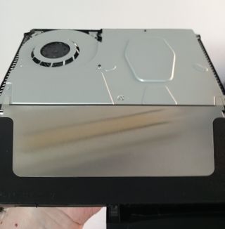 Consola PS4 Slim 1TB Equipada 12.00 + Mando Orig.