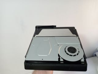 Consola PS4 Slim 1TB Equipada 12.00 + Mando Orig.