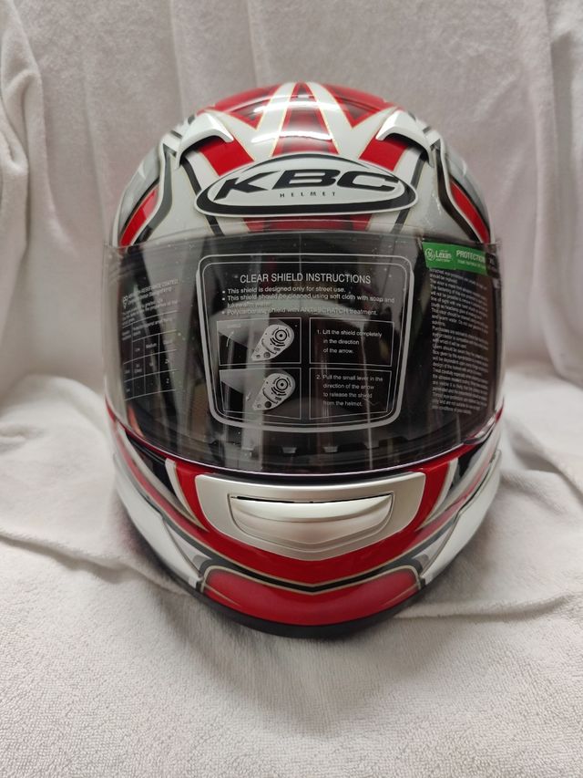 Casco Integral Moto KBC de segunda mano por 90 EUR en Badajoz en